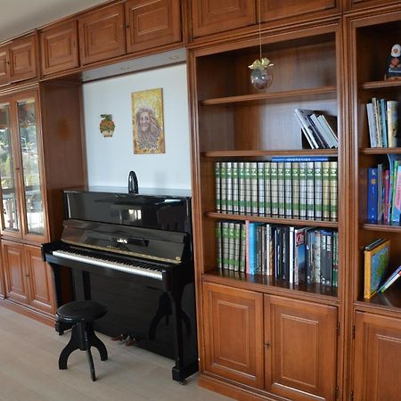 Il Girasole Apartment เมอินา ห้อง รูปภาพ