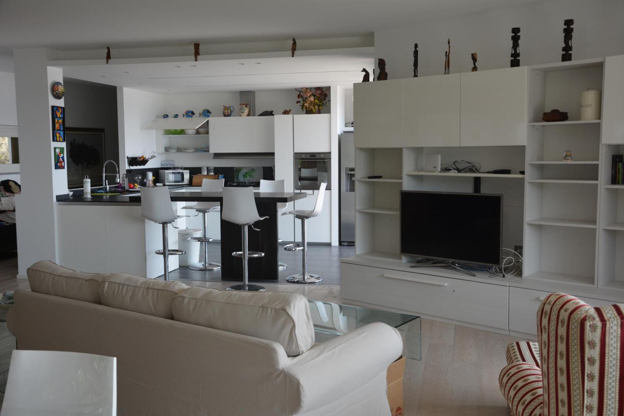Il Girasole Apartment เมอินา ห้อง รูปภาพ