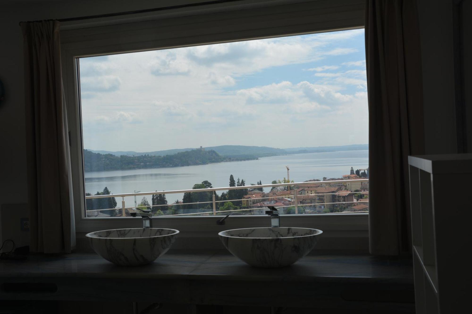 Il Girasole Apartment เมอินา ห้อง รูปภาพ