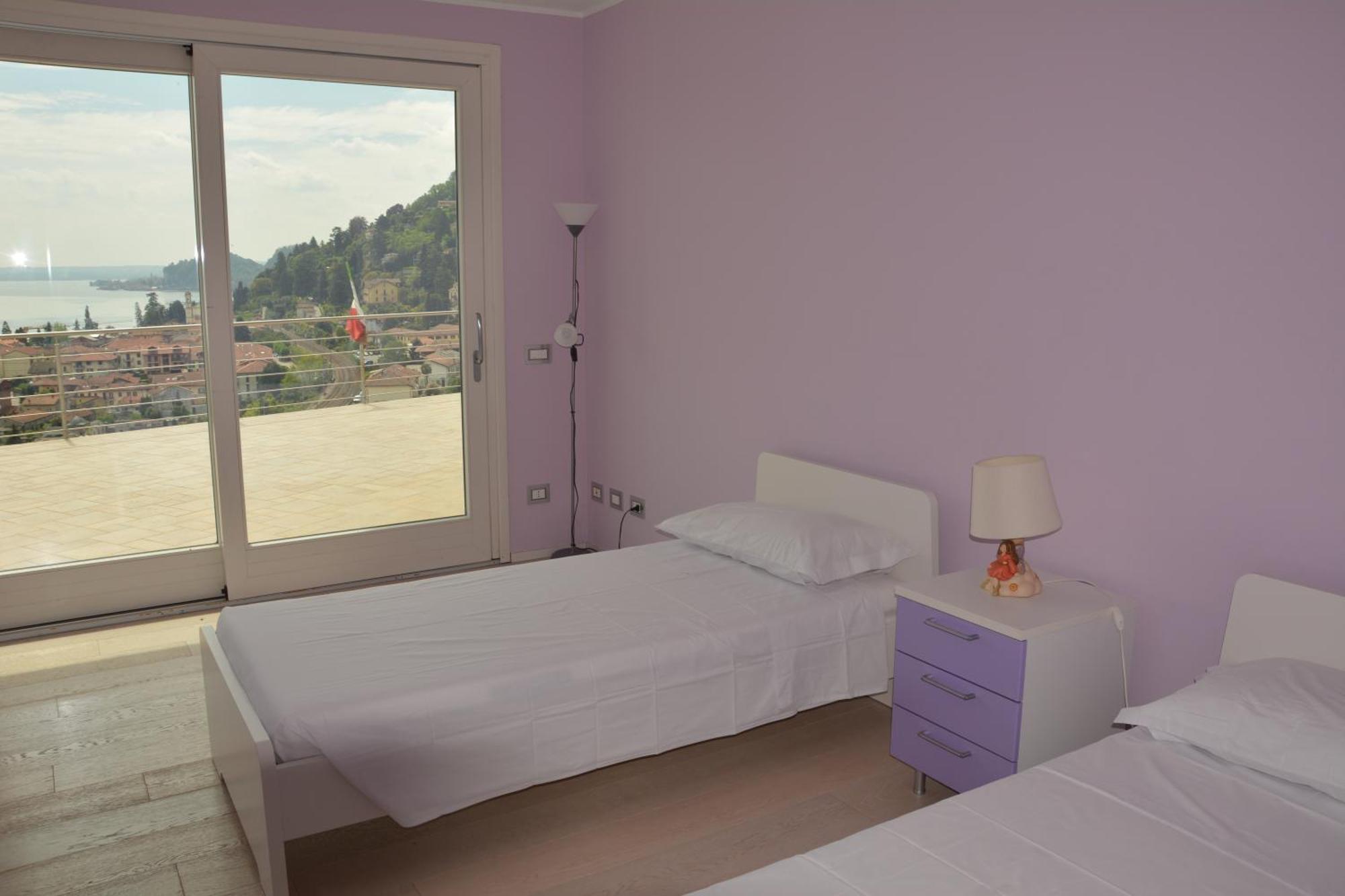 Il Girasole Apartment เมอินา ห้อง รูปภาพ