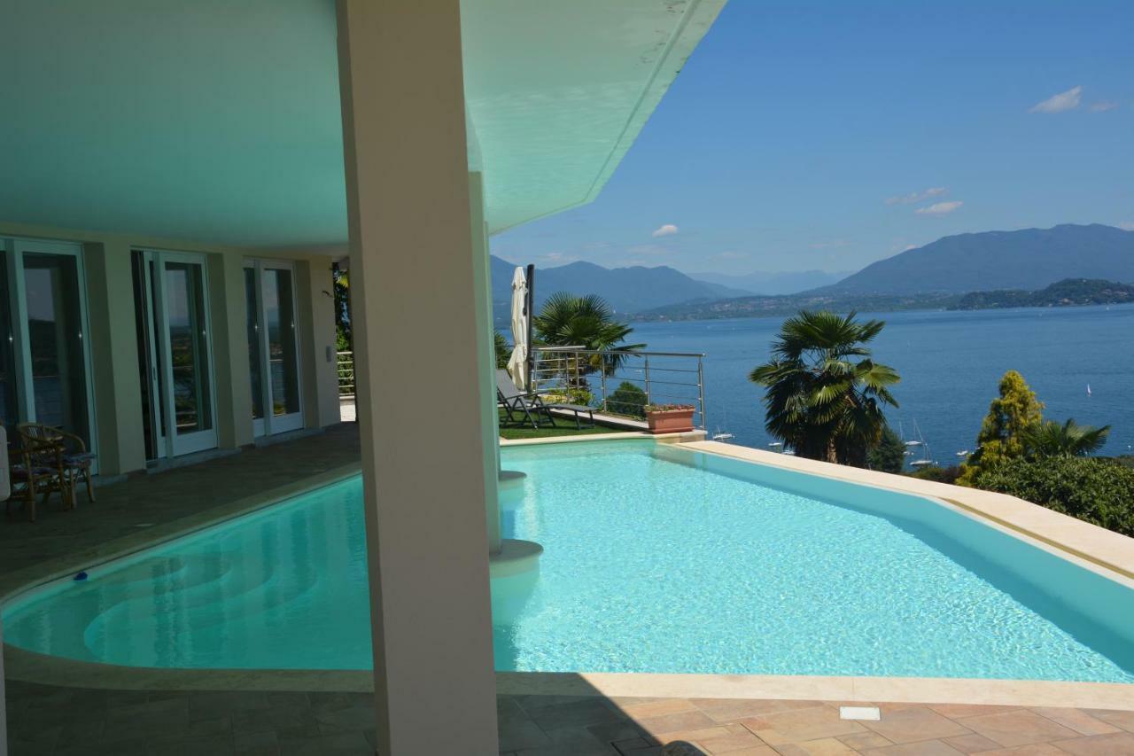 Il Girasole Apartment เมอินา ภายนอก รูปภาพ
