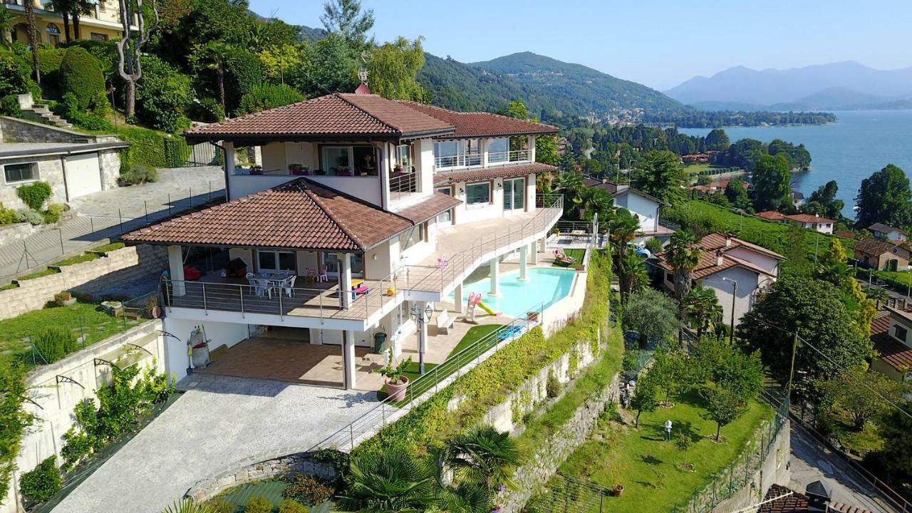 Il Girasole Apartment เมอินา ภายนอก รูปภาพ